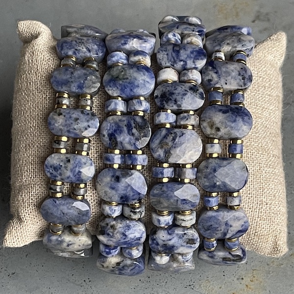 Bracelets ISPAHU en jaspe moucheté bleu