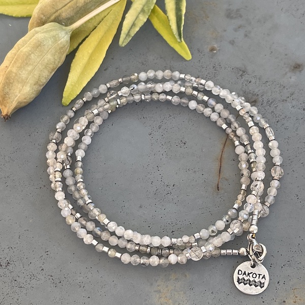 Collier MAZASKA 80 cm en labradorite