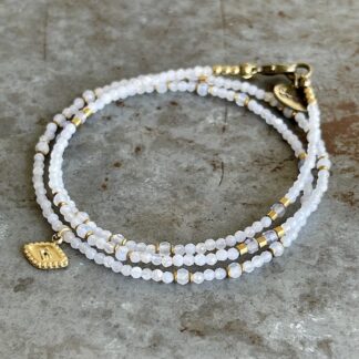 Bracelet YAMNI triple tours en agate bleue dentelle