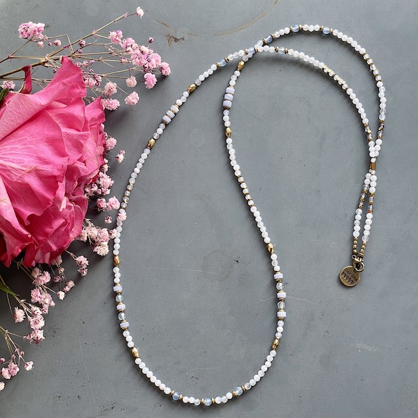 Collier MAZASKA 80 cm en agate dentelle bleue-2