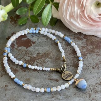 Collier NATAKE 45 cm en agate dentelle bleue