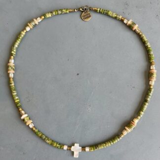 Collier SURF en turquoise verte 44 cm