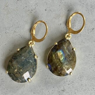 Boucles d'oreilles OWI 961 en labradorite foncée-1