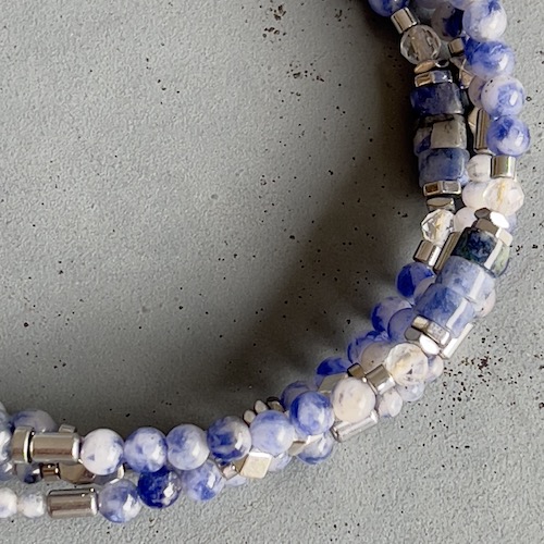 Collier MAZASKA 80 cm en jaspe blue spot-2