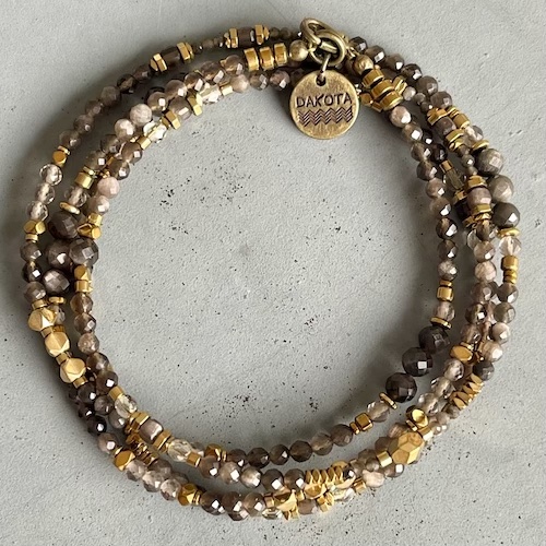 Collier MAZASKA 80 cm en obsidienne argentée