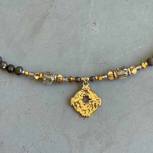 Collier SAKPE 50 cm en obsidienne argentée-1