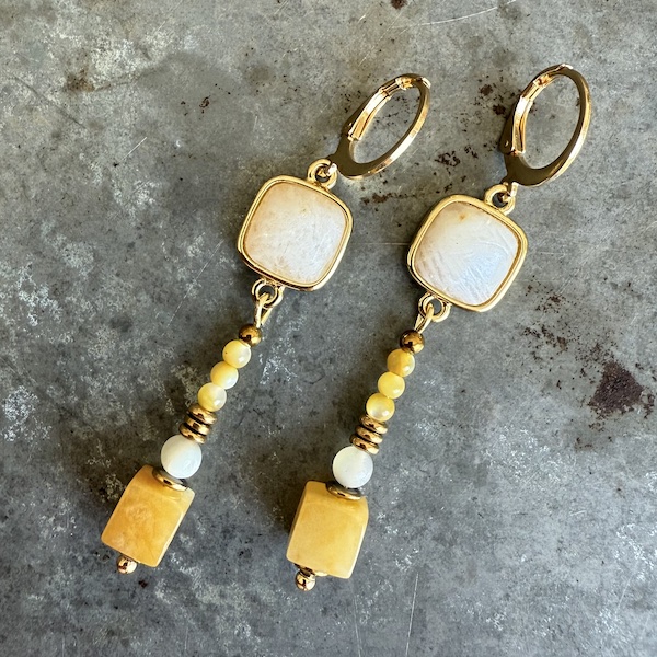 Boucles d'oreilles Owi 1002 en coquillage et agate