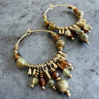 Boucles d'oreilles Owi 1066 créoles en grenat vert et orange