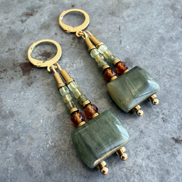 Boucles d'oreilles Owi 1067 en grenat vert et orange-1