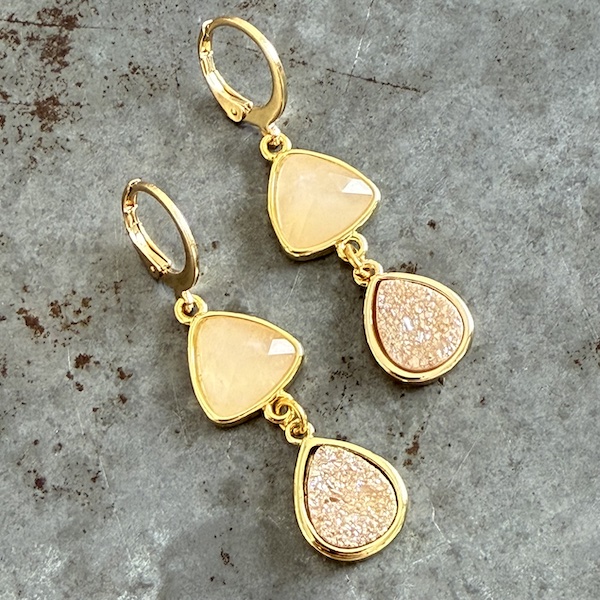 Boucles d'oreilles Owi 976 en agate druzy et sunstone