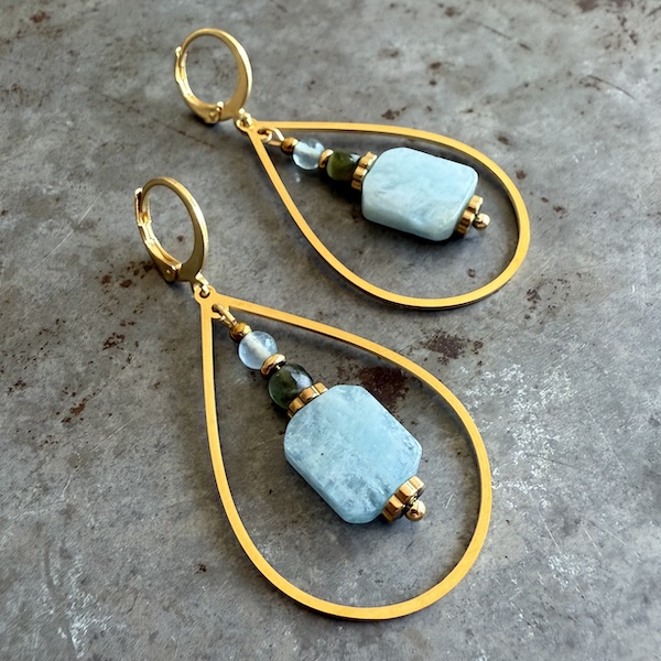 Boucles d'oreilles Owi 984 en aigue marine-1