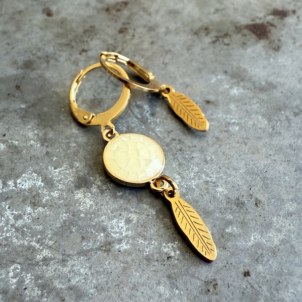 Boucles d'oreilles Owi 997 en coquillage jaune