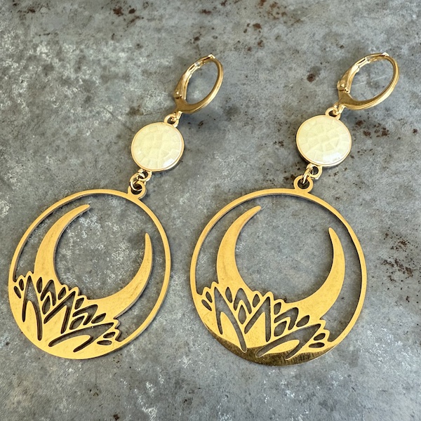 Boucles d'oreilles Owi 998 en coquillage jaune-1