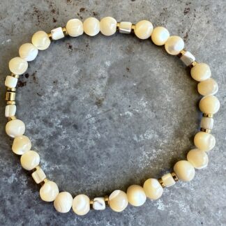 Bracelet en coquillage jaune-8
