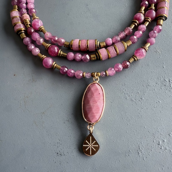 Collier COKATA 75 cm en tourmaline rose-1