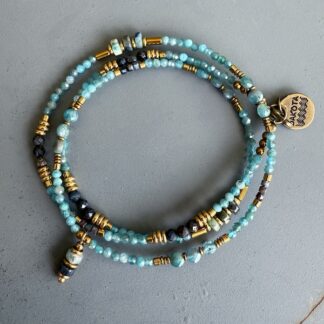 Collier : bracelet triple tours YAMNI 53 cm en apatite