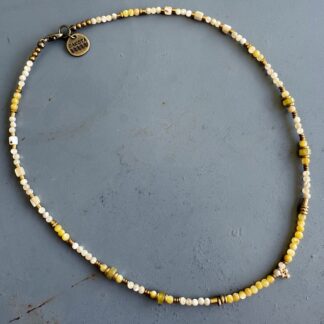 Jonc Numpa 40 cm en coquillage jaune