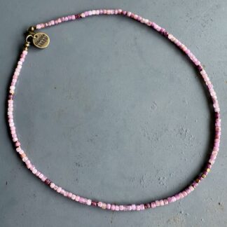 Jonc Numpa 40 cm en tourmaline rose carrée