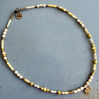 Ras du cou TOPA 40 cm en coquillage jaune