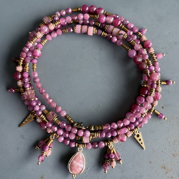 Sautoir TANKA 110 cm en tourmaline rose