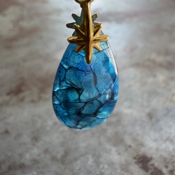 Boucles d'oreilles OWI 1074 en agate veinée bleue-1