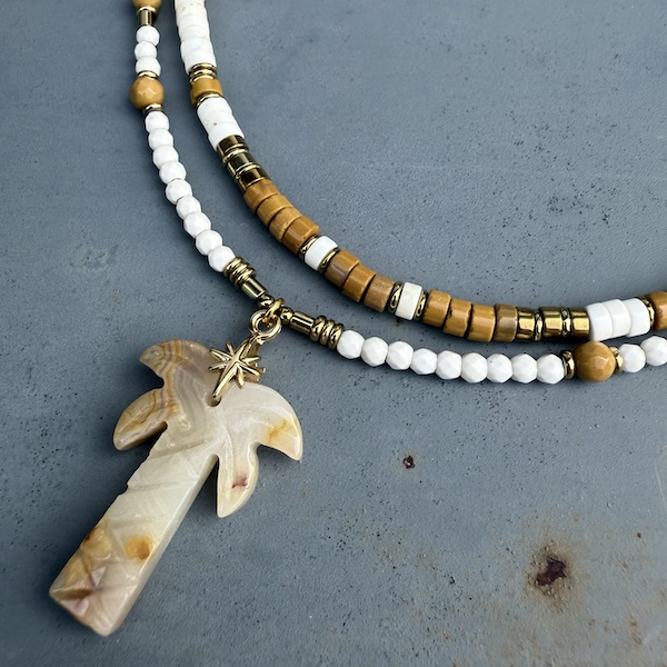Collier PALM 50 cm en howlite blanche et mookaite safran-4
