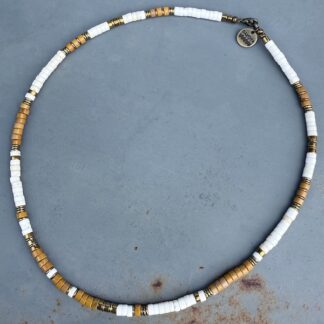 Collier SURF 45 cm en howlite blanche et mookaite safran