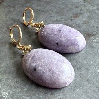 Boucles d'oreilles OWI 1105 en mica lépidolite