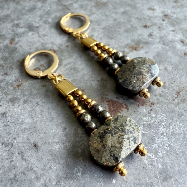 Boucles d'oreilles OWI 1117 en pyrite-1