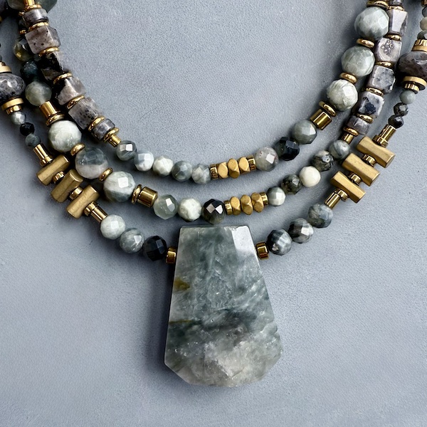 Collier COKATA 75 cm en oeil de faucon-2