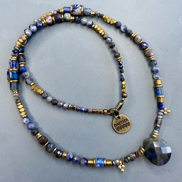 Collier NATAKE 45 cm en sodalite