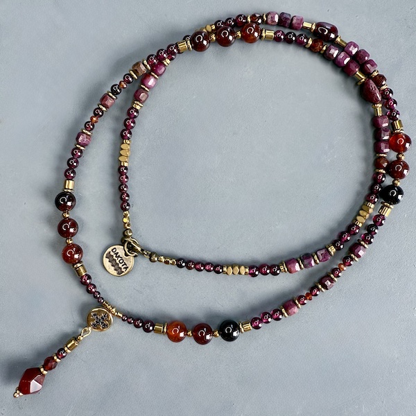 Collier SAKOWI 60 cm en grenat