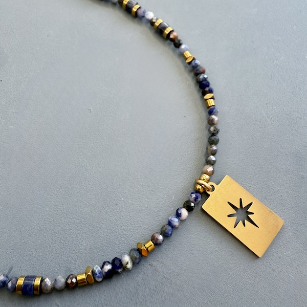 Collier : bracelet triple tours YAMNI 53 cm en sodalite-2