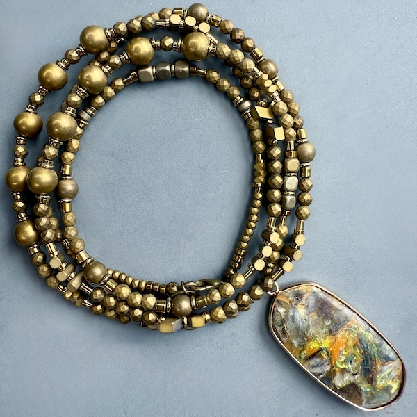 Sautoir NAPYUKA 95 cm en hématite bronze mat