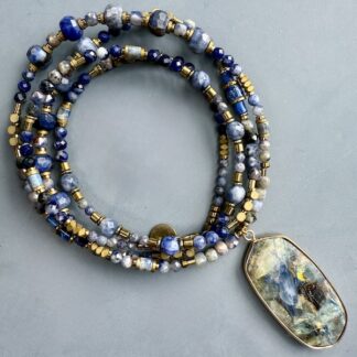 Sautoir NAPYUKA 95 cm en sodalite