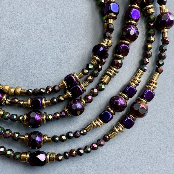 Sautoir TANKA 110 cm en hématite noire scarabée-2