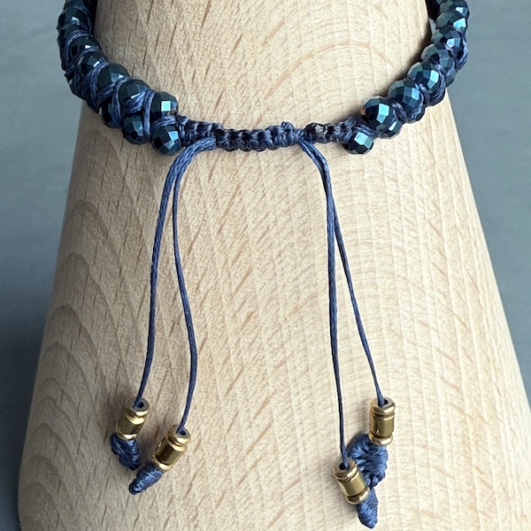 Bracelet macramé 2 rangs hématite bleu paon-3