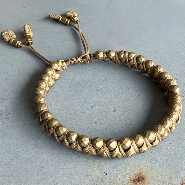 Bracelet macramé 2 rangs hématite bronze