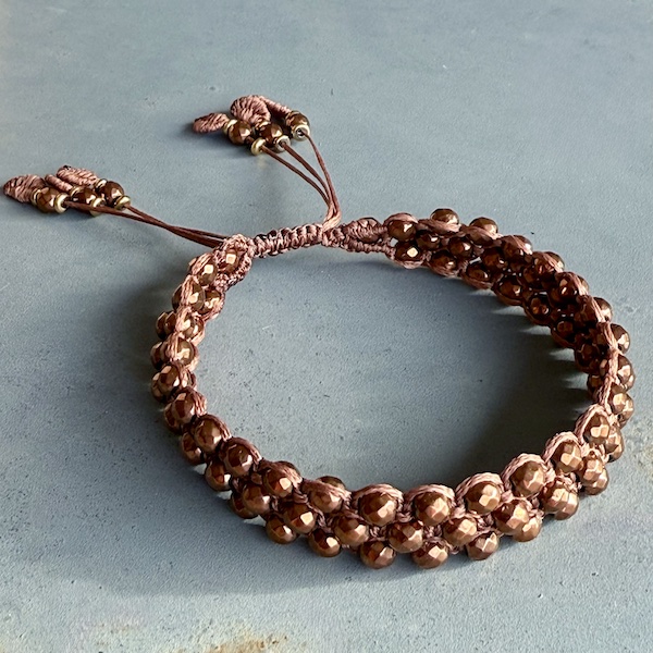 Bracelet macramé 3 rangs hématite cuivre