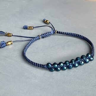 Bracelet macramé double hématite bleue paon