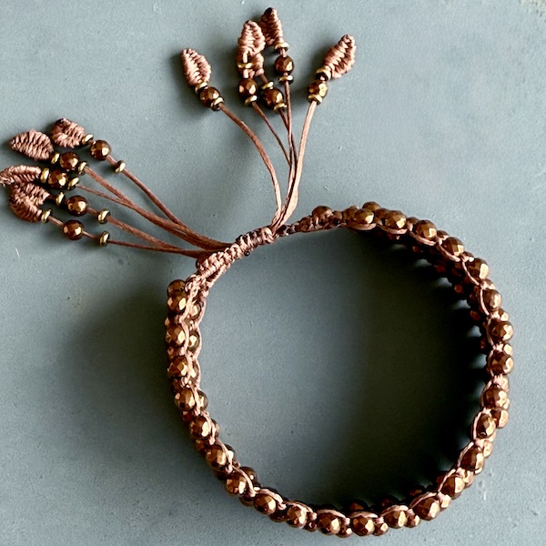 Manchette macramé hématite cuivre-1