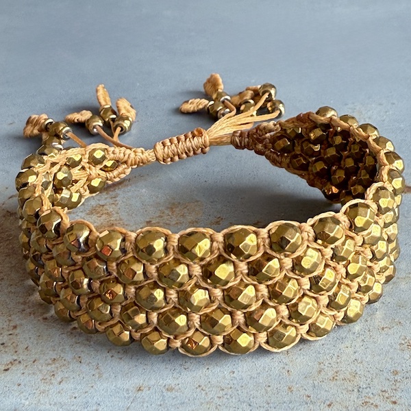 Manchette macramé hématite dorée-4