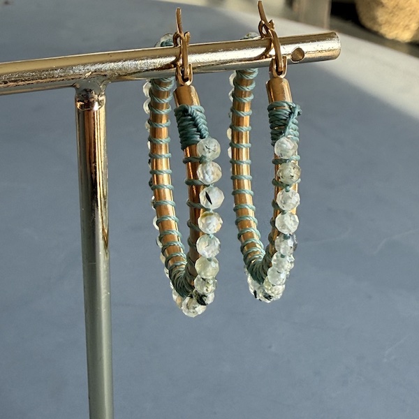 Boucles d'oreilles OWI 1147 créoles en préhnite-4