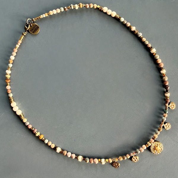 Collier NATAKE 42 cm en agate pastel-4