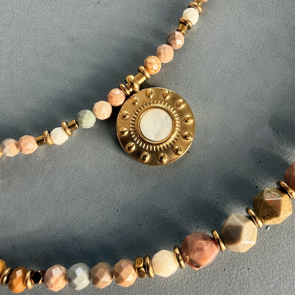 Collier double SLOWLIA 53 et 60 cm en agate pastel-2