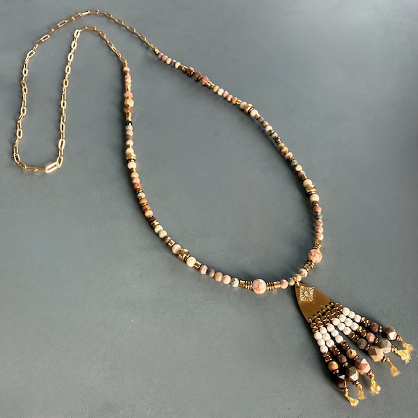 Sautoir NAPYUKA 92 cm en agate pastel-2