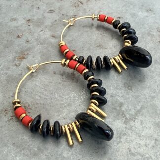 Boucles d'oreilles créoles OWI 1170 en spinelle et howlite rouge
